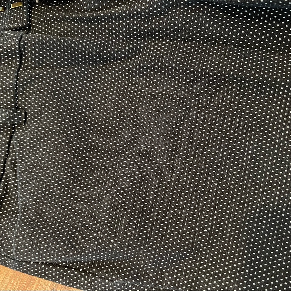 Old navy black pixie pants - Picture 3 of 4